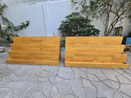 លក់ឈើតាំងស្រាបៀសម្រាបអ្នកបើកហាង