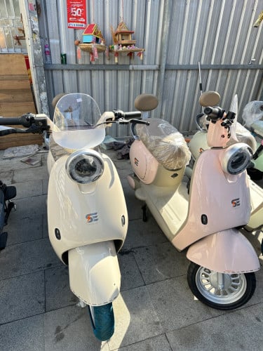 ម៉ូតូអគ្គីសនី