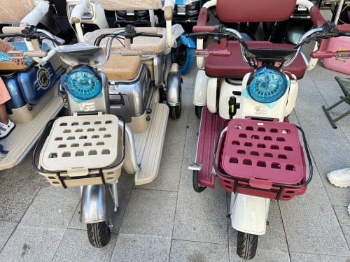 ម៉ូតូអគ្គីសនី