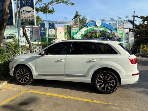 ឡាន់លក់ ម្ចាស់ជិះផ្ទាល់