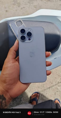 លក់រឺដូរ15 pm 256G ZA សុីម 2 99% សានុំណែន អេក្រង់ឆ្នូតគែមដូចរូបនឹងជំាខាងក្រោមតិចរបស់ប្រើផ្ទាល់