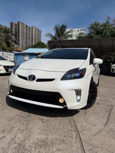 ទឹកថ្នាំនៅសុីន 90%Prius 2013 option persona