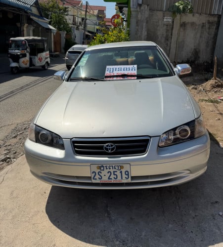 លក់បន្នាន់ Camry 01 ថ្មីមិនដែលជួប តំលៃចចារ