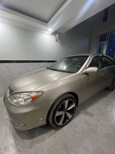 លក់ camry 02 le