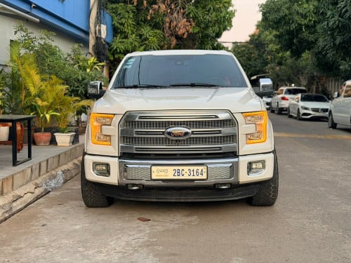 ឡានFord F150 ផ្លាធីនីម ឆ្នាំ2015 ហ្វូវពេញ