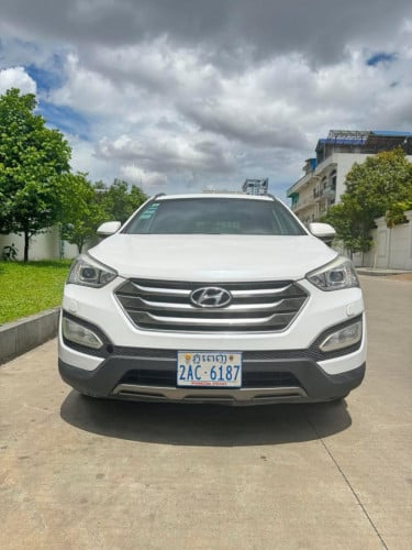 មហាថ្មី តម្លៃពិសេស HYUNDAI SANTAFE 2015 ម្ចាស់ដេីម កៅអីបីជួរ 💰
