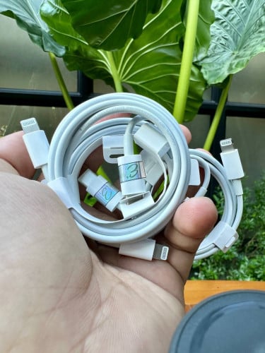 ខ្សែ IPhone 14 pm original 100%