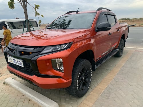 រថយន្តលក់ Mitsubishi triton 2023