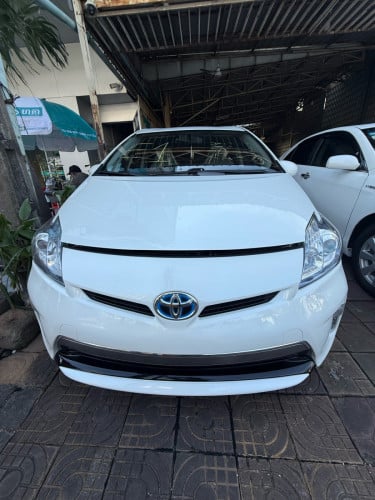 រៀបចំរួចហេីយថ្មីហែកមេឃ plug-in (synergy drive)hybrid