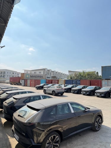 💥 Mazda EZ-60 Max Option +3 មានស្តុកស្រាប់ លក់ទាំងដុំ និងរាយ