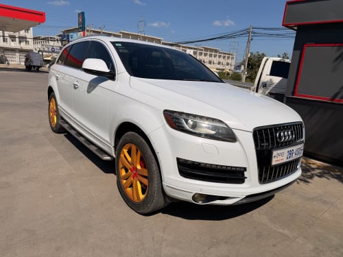 Audi Q7 2012