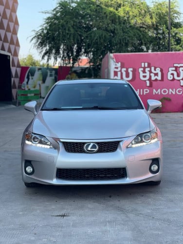 CT200h 2012 F-Sport ទឹកប្រាក់