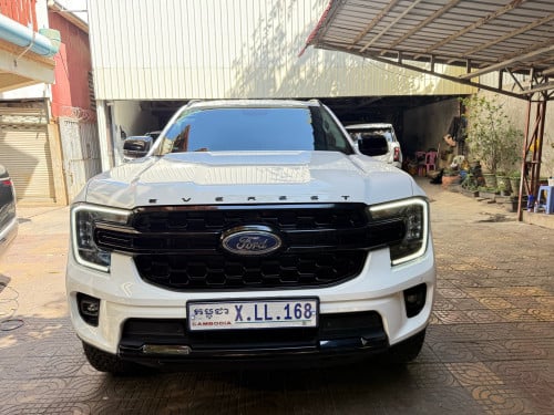 Ford EVEREST SPORTS ម្ចាស់ដើម,Year:2024 សោរ2 គ្រាប់
