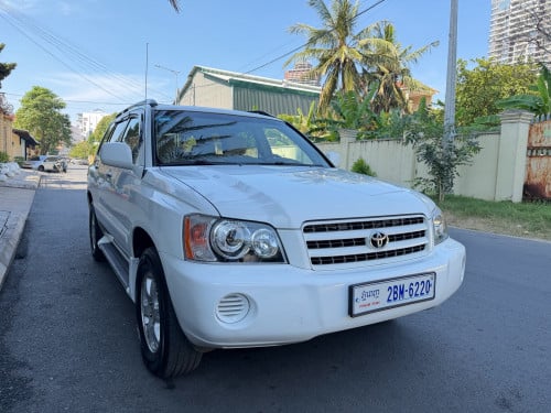 Highlander 02 ប៉ុង1 ទឹកថ្នាំហ្សីន1ជុំ