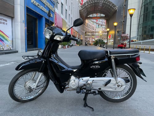 Honda គុបបិចផែនដី110cc 2014 New98%មានពន្ធកាតគ្រីស្លាកលេខ