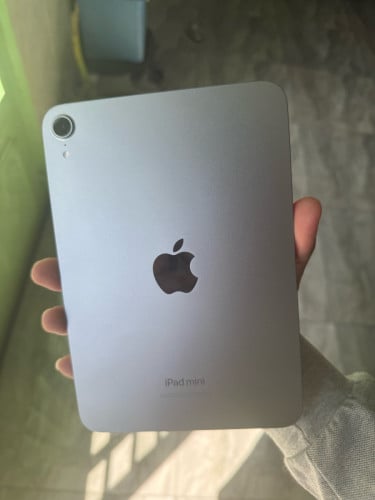 iPad Mini 7 128G like new 99.9%