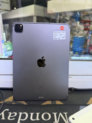 iPad Pro M1 11Ah 256G Sim&wifi battery 95%