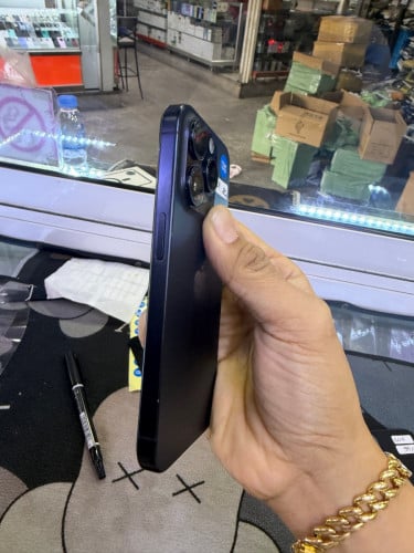 Iphone15pro 128G CH battery 89%