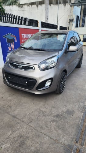 KIA morning 2013 H option