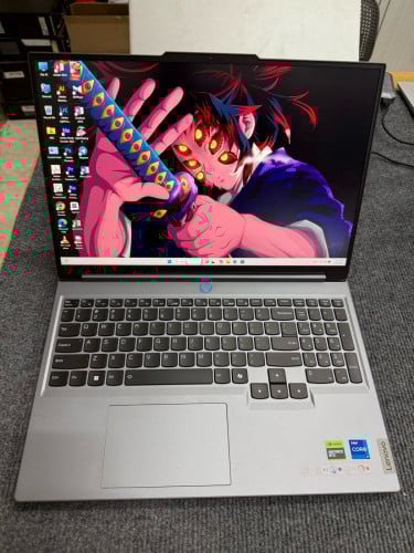 Lenovo legion Y7000P 2025 (99%)