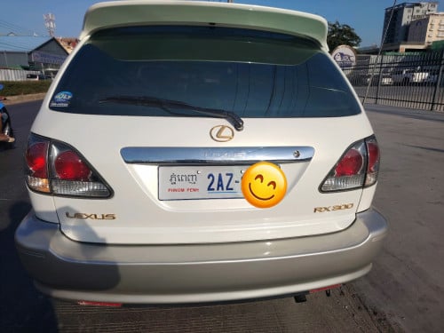 Lexus​ 2002​ ឡានថ្មី