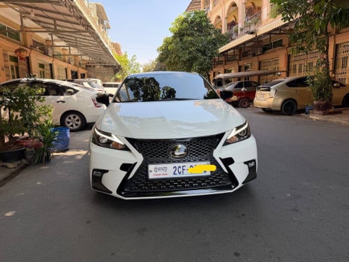 Lexus CT 200h 2013 F Sport