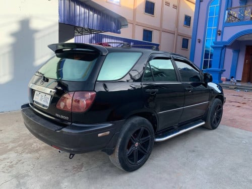 Lexus RX300/99/ប៉ុង2ហ្លាស់រួចឯកសារគ្រប់