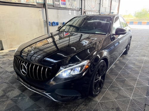 Mercedes Benz c300 luxury