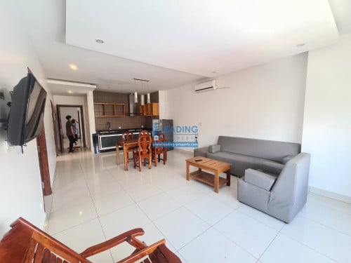 N1012 | Bright and Clean 2 Bedrooms Fully Furnished Apartment For Rent
