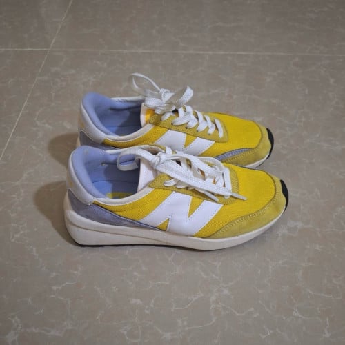 New Balance 370 Size 36