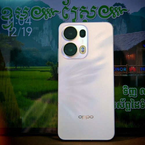OPPO Reno 13 Pro (99%) (វ៉ៃដូរបាន)មានធានាច្បាស់លាស់ត្រឹមត្រូវ