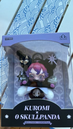 Pop Mart KUROMIx SKULLPANDA TOY