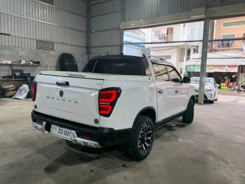 Ssang young Rexton sports 2019full option