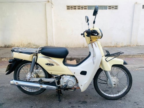 SUPER CUB (690$)2016 Japan 110cc have id card