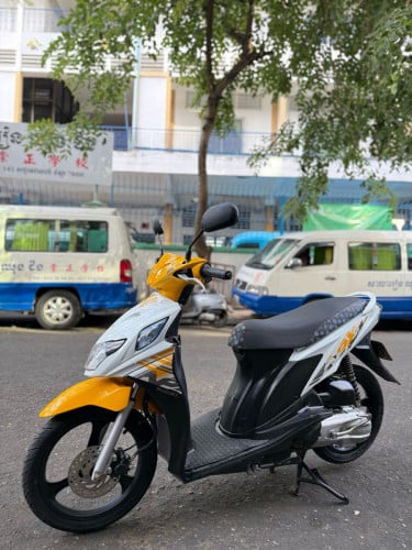 Suzuki Nex 2020