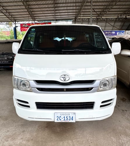 TOYOTA HIACE 2008 (ម៉ាសុីនម៉ាស៊ូត)