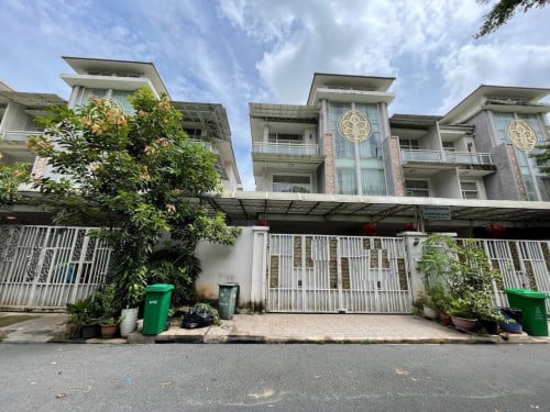 Villa for rent very urgent