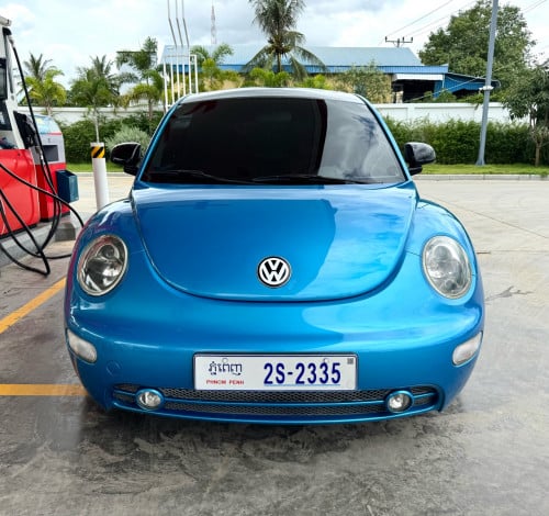 VOLKSWAGEN BEETLE