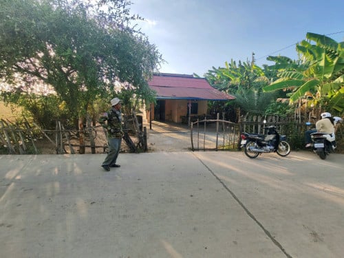 ដីនឹងផ្ទះសម្រាប់លក់