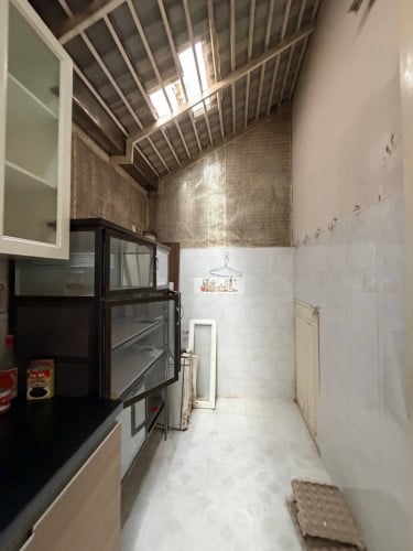 បូរីជីប ម៉ុងសែនសុខ