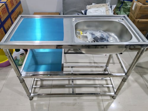 ឡាប៊ូលាងចានអ៊ីណុក