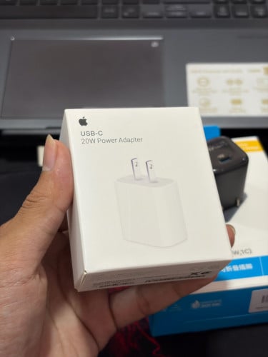 ដុំសាកស្សីនៗ នៅសល់ពីទិញទូរស័ព្ទថ្មី