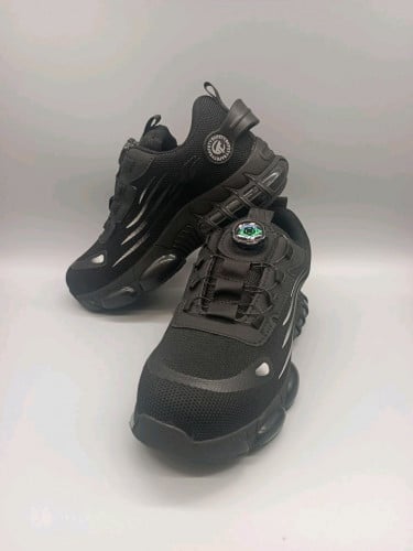 ស្បែកជើងក្បាលដែក