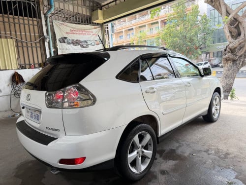 ឆ្នាំ​05ប៉ុង​1ពាក់​កណ្ដាល​ហ្វូល​ធានា​ឡាន​ស្អាត​អត់​បុក​​ប៉ះ​អត់​ច្រេស​ទឹក​ថ្នាំ​នៅ​សាណុំ​ស្រុីន​ជុំ