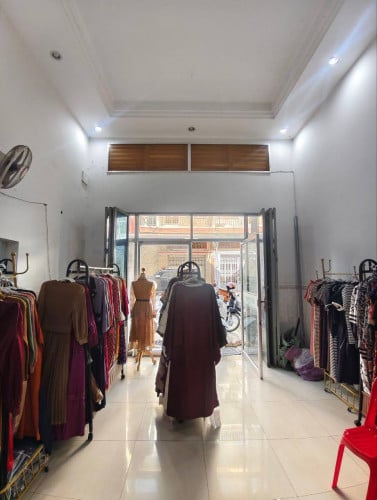 ផ្ទះសម្រាប់ជួល! នៅសង្កាត់ទឹកល្អក់ទីបី ជិតផ្សារសំណង់12   | Shop rent Tek L’ak 3 Somnong 12 market
