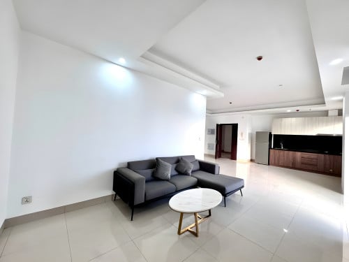 𝐅𝐨𝐫 𝐑𝐞𝐧𝐭: 3-Bedroom Apartment – 📍Toul Kork