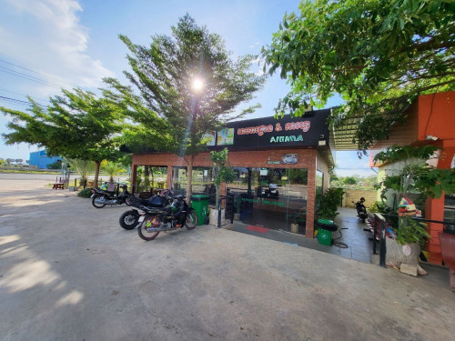 ហ្គារាសាំងសំរាប់លក់កំពង់ឆ្នាំង គីឡូ6   / Gas station for sale Kompong Chhnang 60Km