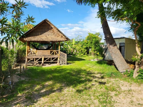 ហ្គារាសាំងសំរាប់លក់កំពង់ឆ្នាំង គីឡូ6   / Gas station for sale Kompong Chhnang 60Km