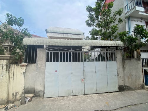 ក្បាល 8m បណ្តោយ 19m ទីតាំងជិតផ្សារស្ទឹងមានជ័យថ្មី