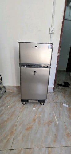 ទូរទឹកកកម៉ាក Icold ថែមជើងទ្រ